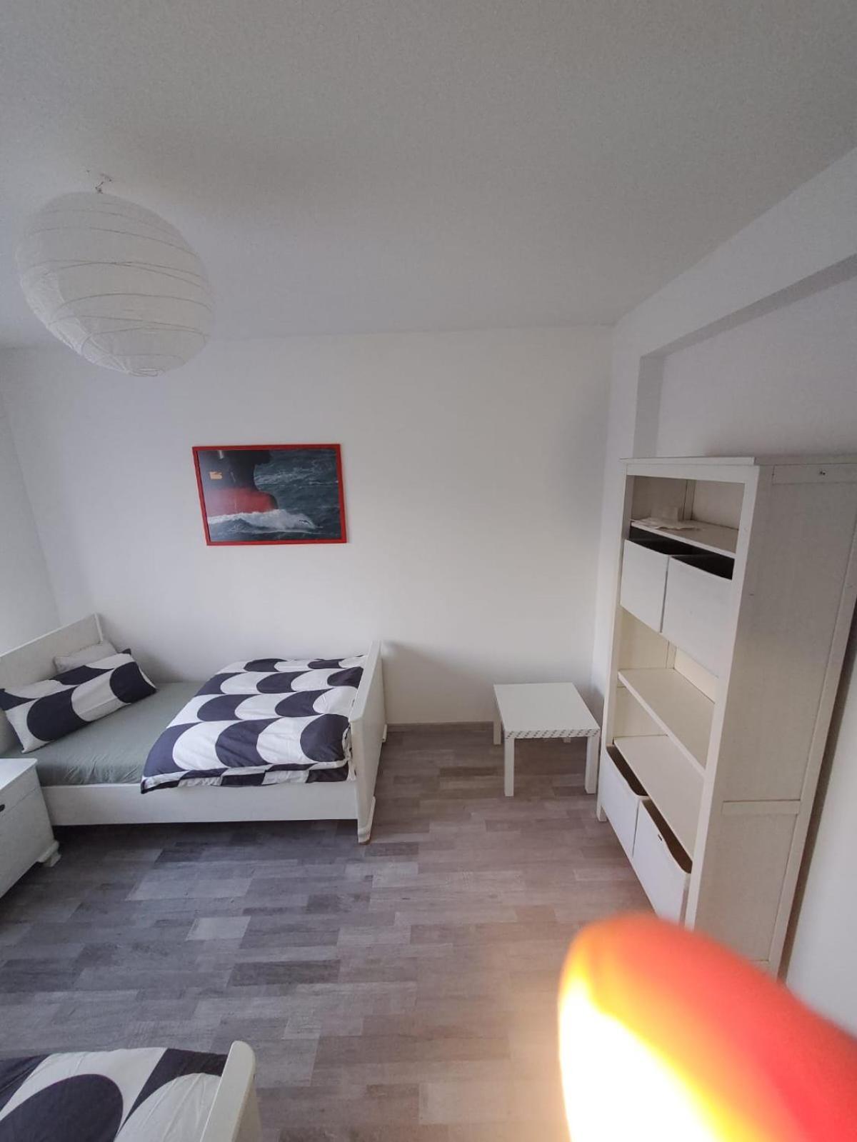 Grosse 3 Zi Auf Der Pferde Farm Apartment