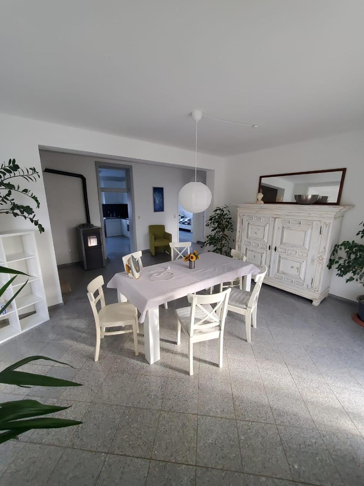 Apartment Grosse 3 Zi Auf Der Pferde Farm